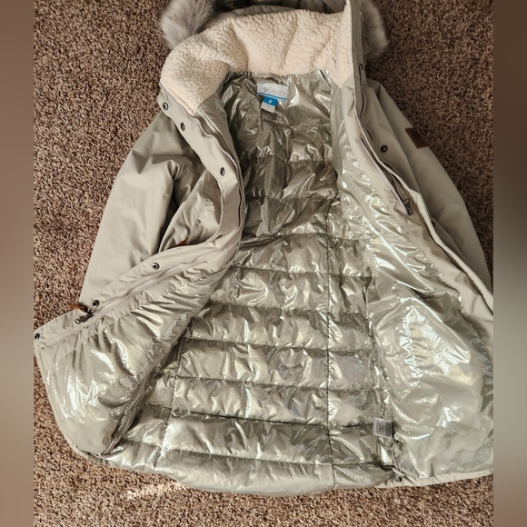 Columbia parka coat - Picture 3 of 4